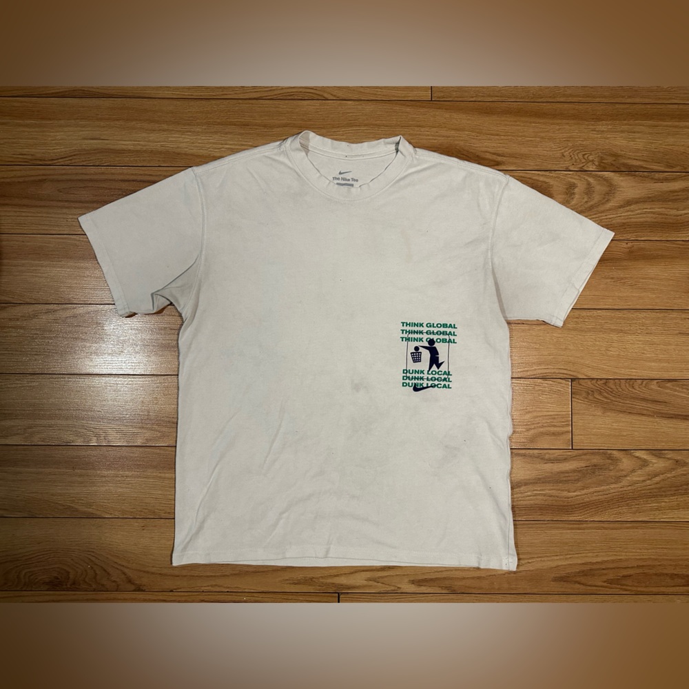 NIKE - THINK GLOBAL DUNK LOCAL BASKETBALL - T-SHIRT - SIZE M